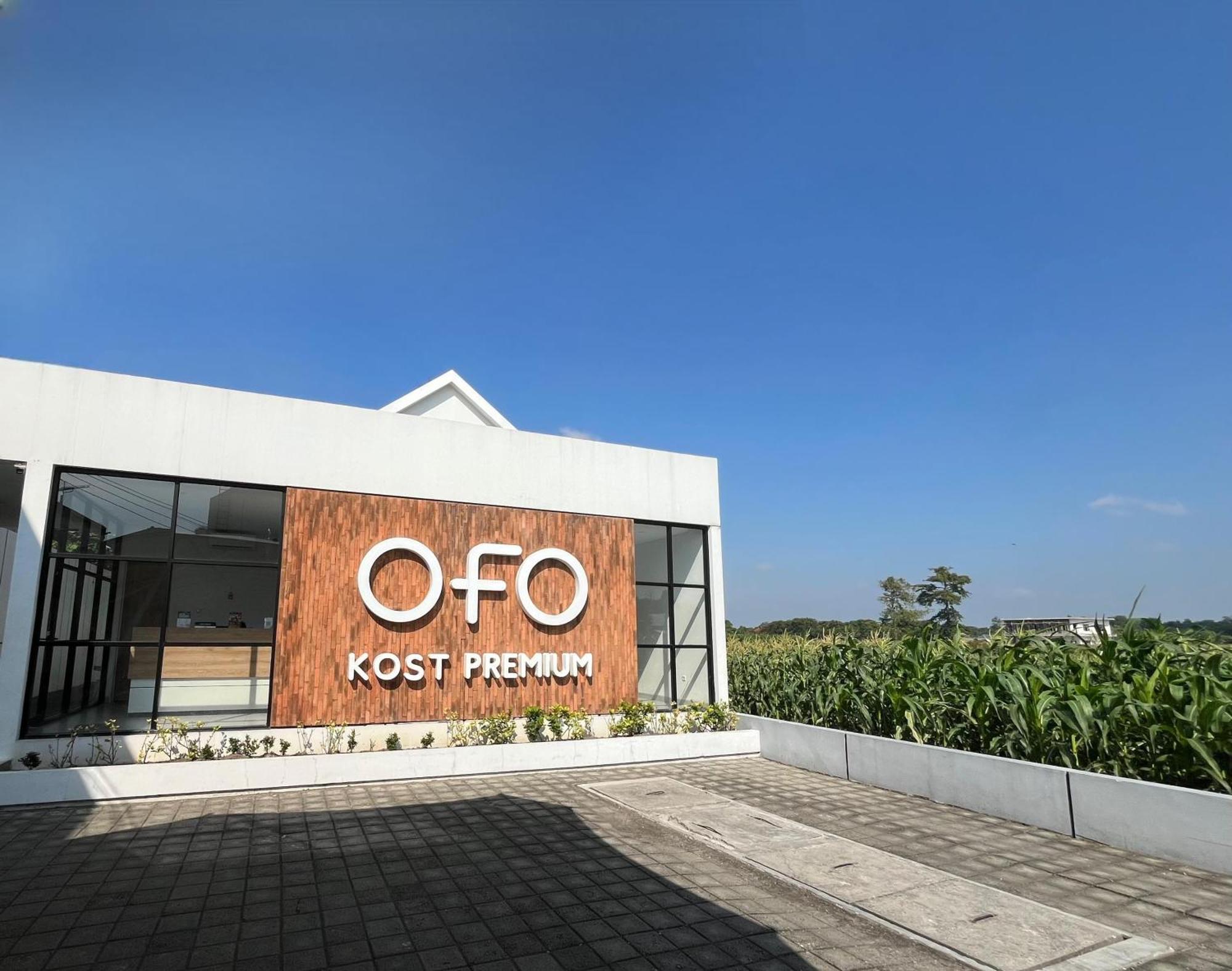 Ofo Kost Premium Kampung Inggris Pare Syariah Mitra Reddoorz Hotel Exterior foto