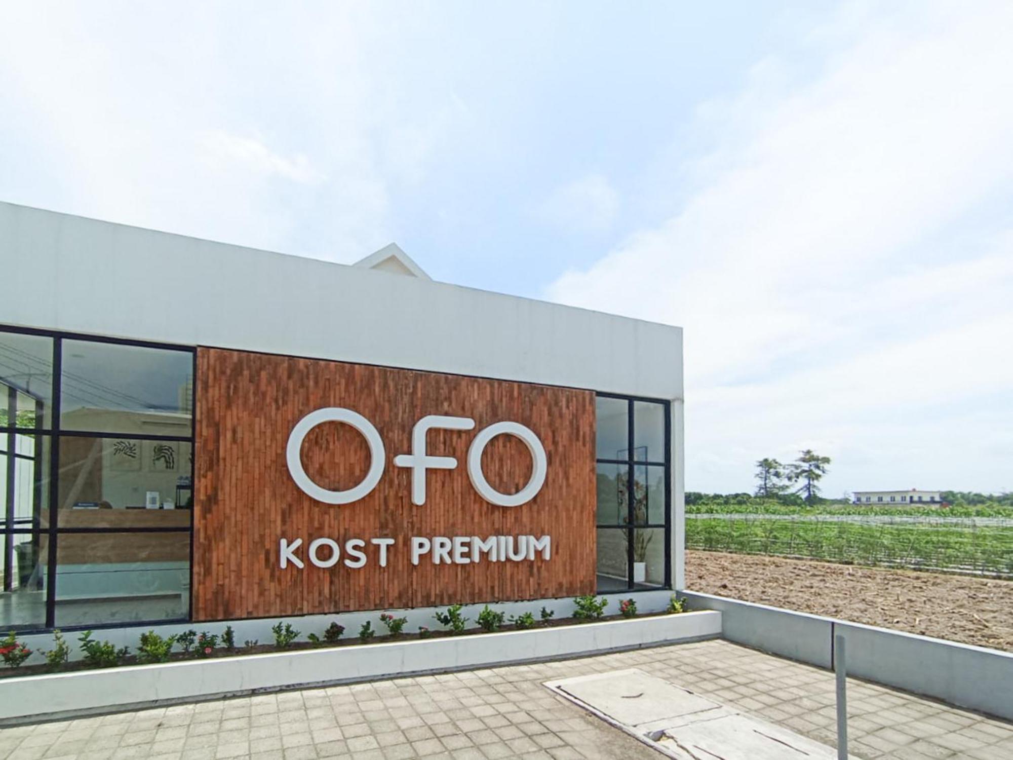 Ofo Kost Premium Kampung Inggris Pare Syariah Mitra Reddoorz Hotel Exterior foto