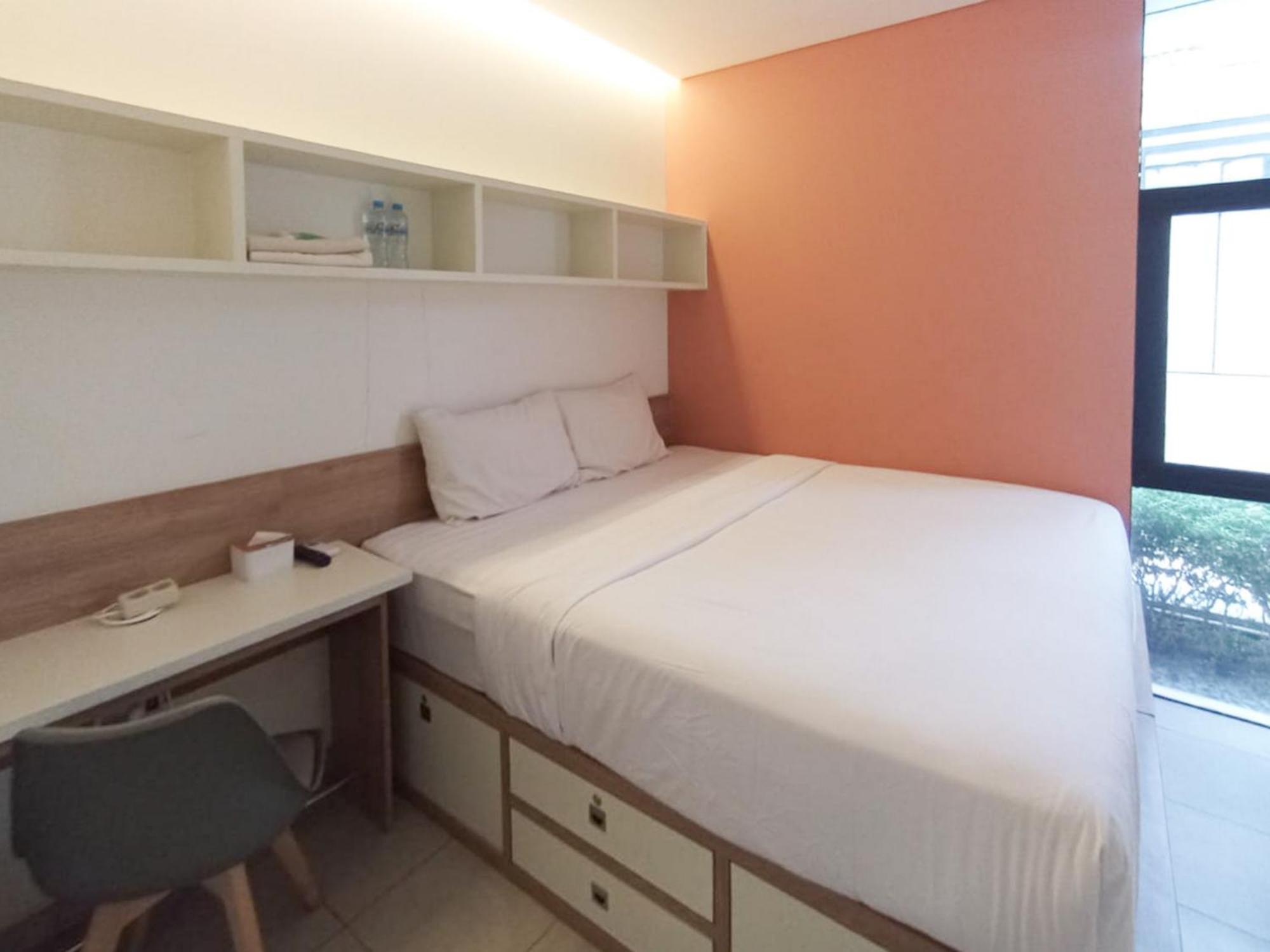 Ofo Kost Premium Kampung Inggris Pare Syariah Mitra Reddoorz Hotel Exterior foto