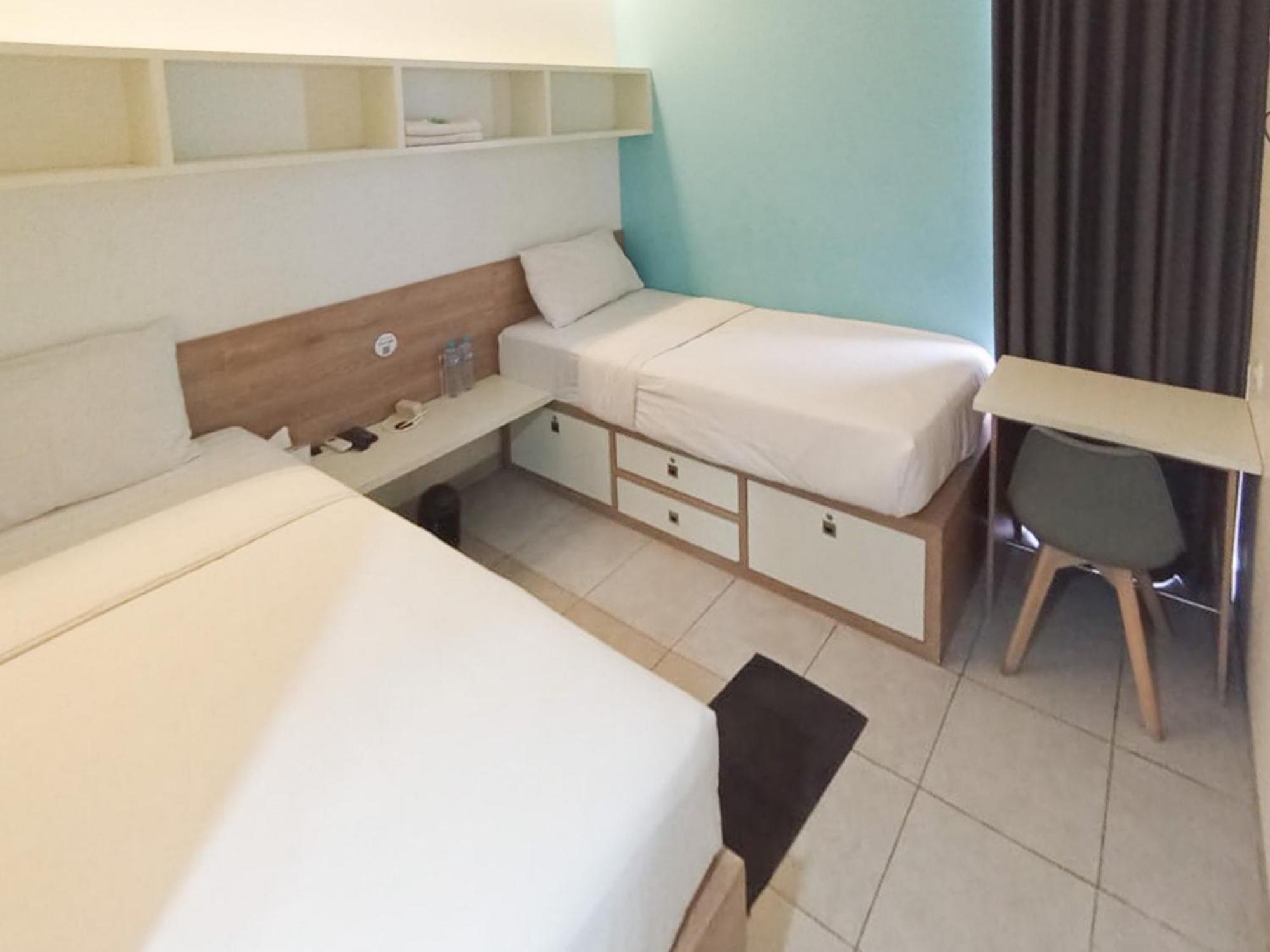 Ofo Kost Premium Kampung Inggris Pare Syariah Mitra Reddoorz Hotel Exterior foto